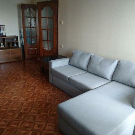 Двокімнатна Квартира Yuzhne Buitenkant foto